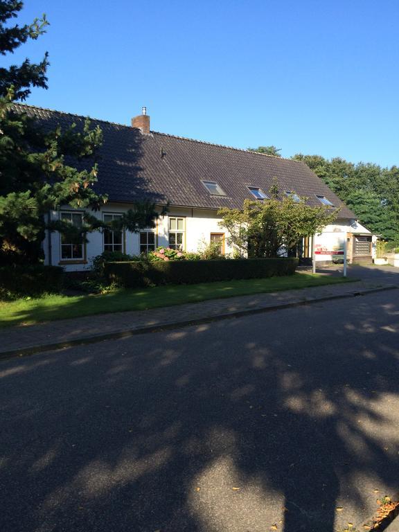B&B De Laarhoeve Waalre Екстериор снимка