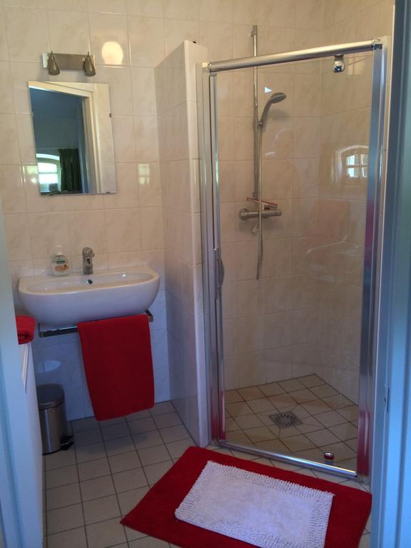 B&B De Laarhoeve Waalre Стая снимка